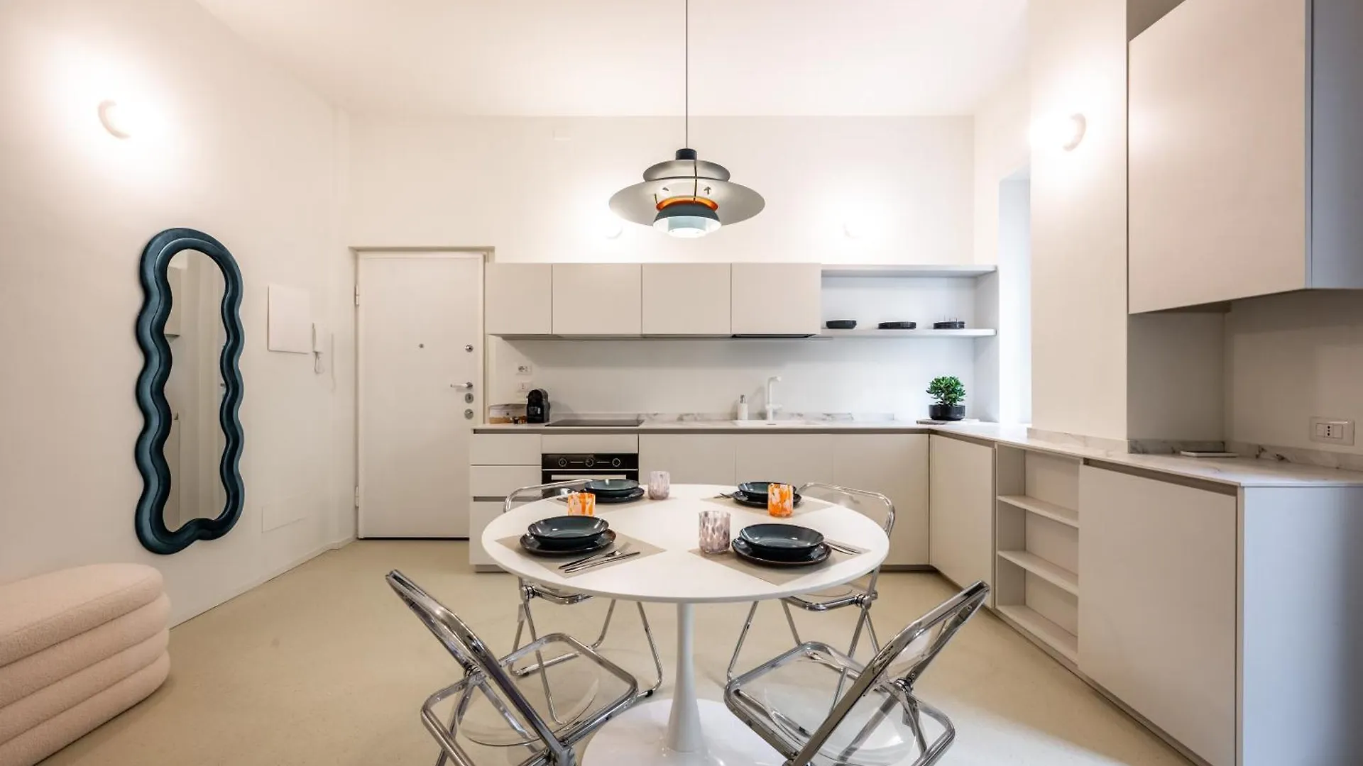 Design And Silence - Wide Renovated Apartment 2 Stops Form Centrale ميلان